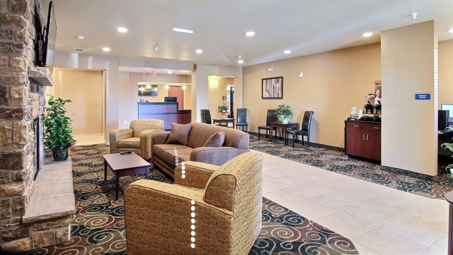 Cobblestone Hotel & Suites - Beulah