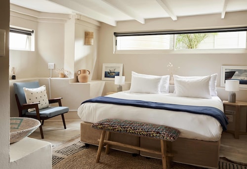 THE BIG Luxury Backpackers