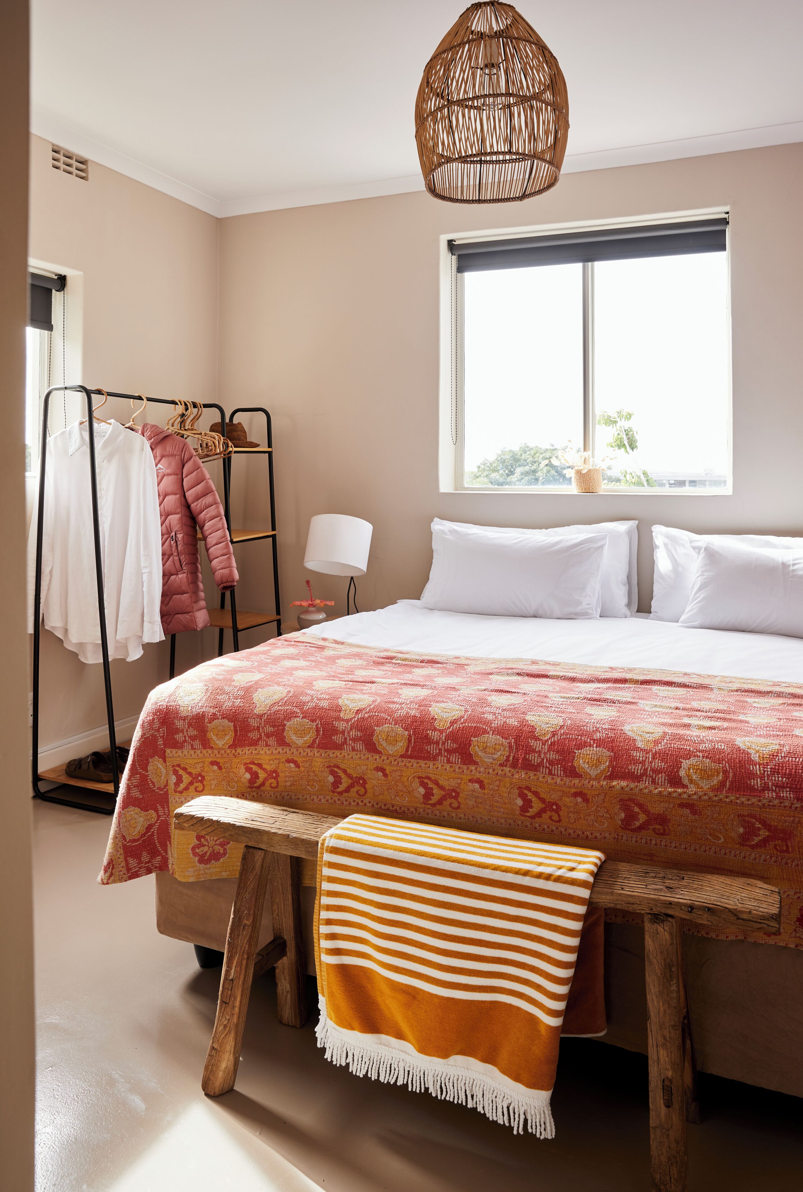Standard room | Blackout drapes, iron/ironing board, free WiFi, bed sheets