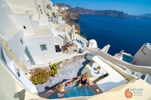 Paradise Cave House, Caldera,City and Sea View, Private Outdoor Hot Tub | Terrace/patio