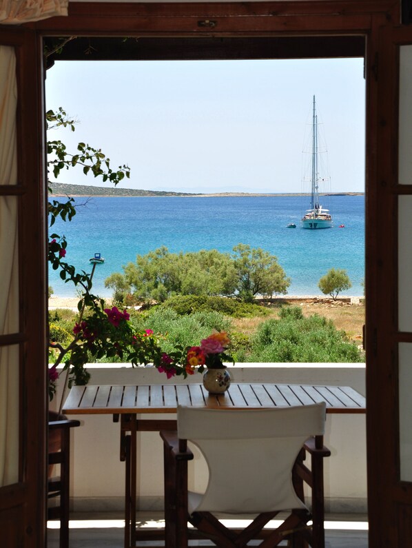 Superior Apartment, 2 Bedrooms, Sea View, Beachside | View from room