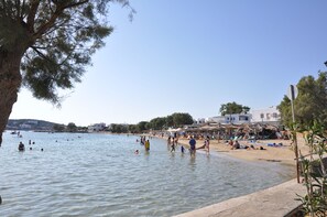 Beach nearby, sun-loungers, beach umbrellas, beach towels