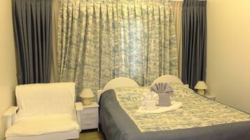 Desk, free cots/infant beds, rollaway beds, free WiFi