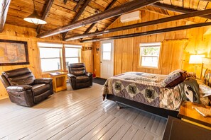 Suite Studio Deluxe | Literie hypoallergénique, décoration personnalisée