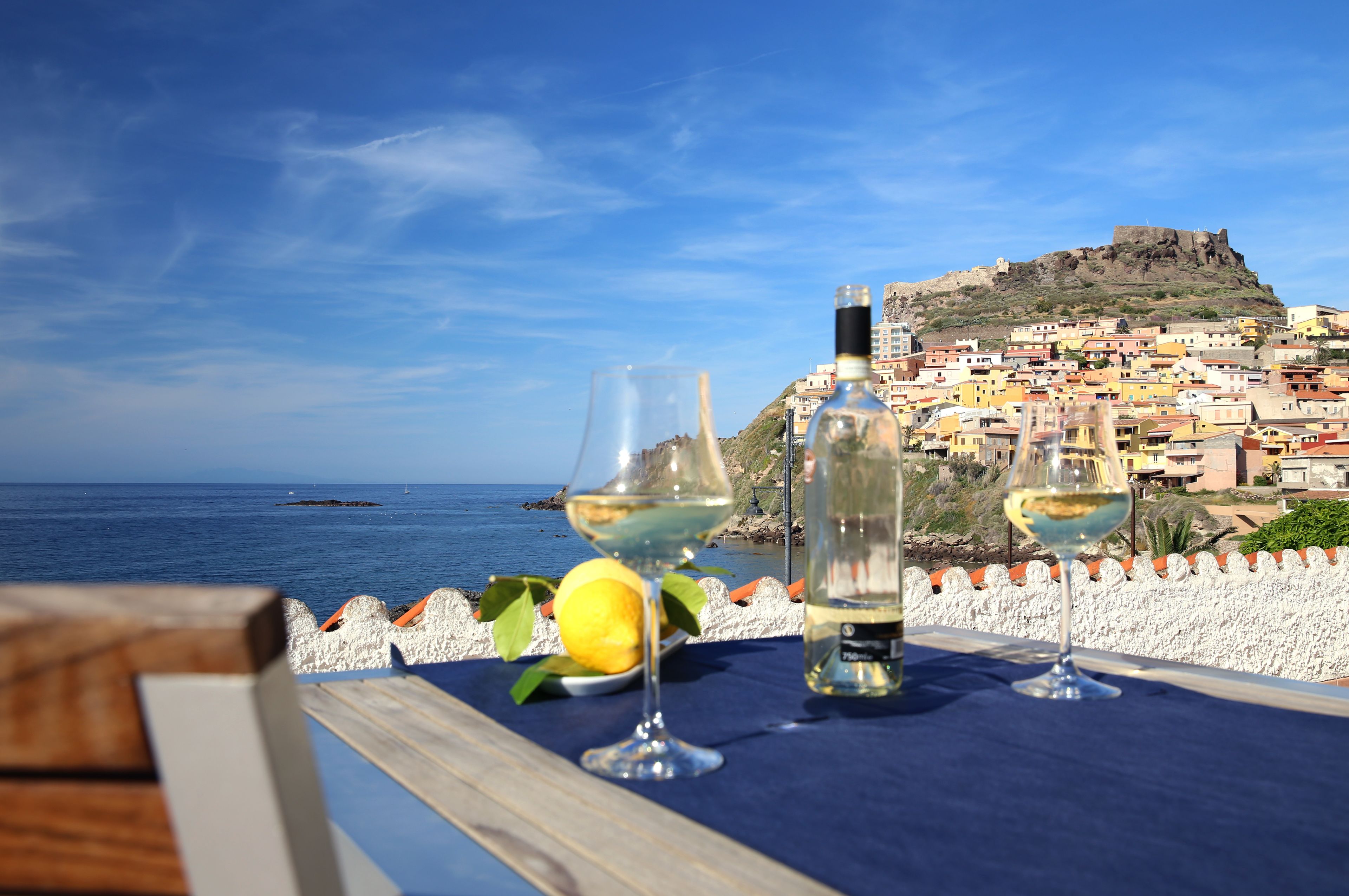 Frühstück, Mittagessen, Abendessen, lokale Küche 