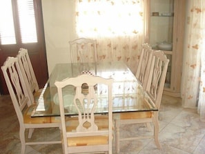 Family Apartment, 3 Bedrooms, Accessible, Pool View (Hibiscus)