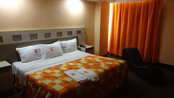 Standard Room, 1 King Bed (Plus)