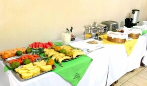 Ruokailu