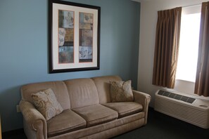 Desk, iron/ironing board, rollaway beds, free WiFi