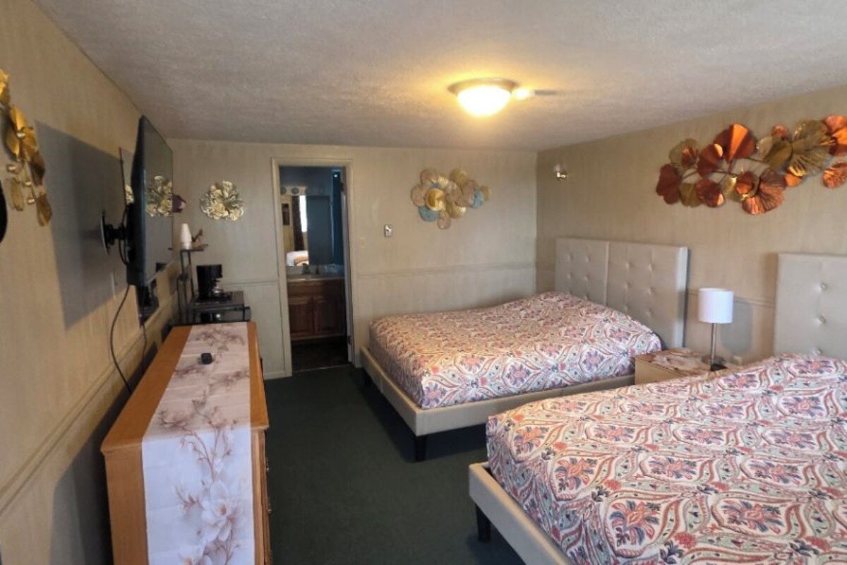 Premium bedding, memory foam beds, blackout drapes