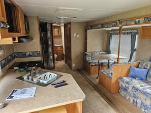 Exterior - River Country Motor Lodge (Grayling)