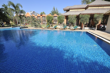 Alberca al aire libre