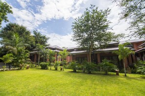 Garden - Bawga Theiddhi Hotel (Nyaung-U)