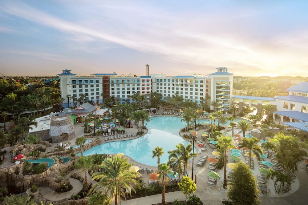 Universal's Loews Sapphire Falls Resort