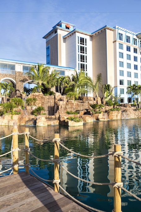 Universal's Loews Sapphire Falls Resort - Image 50