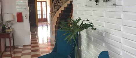 Sala de estar en el lobby