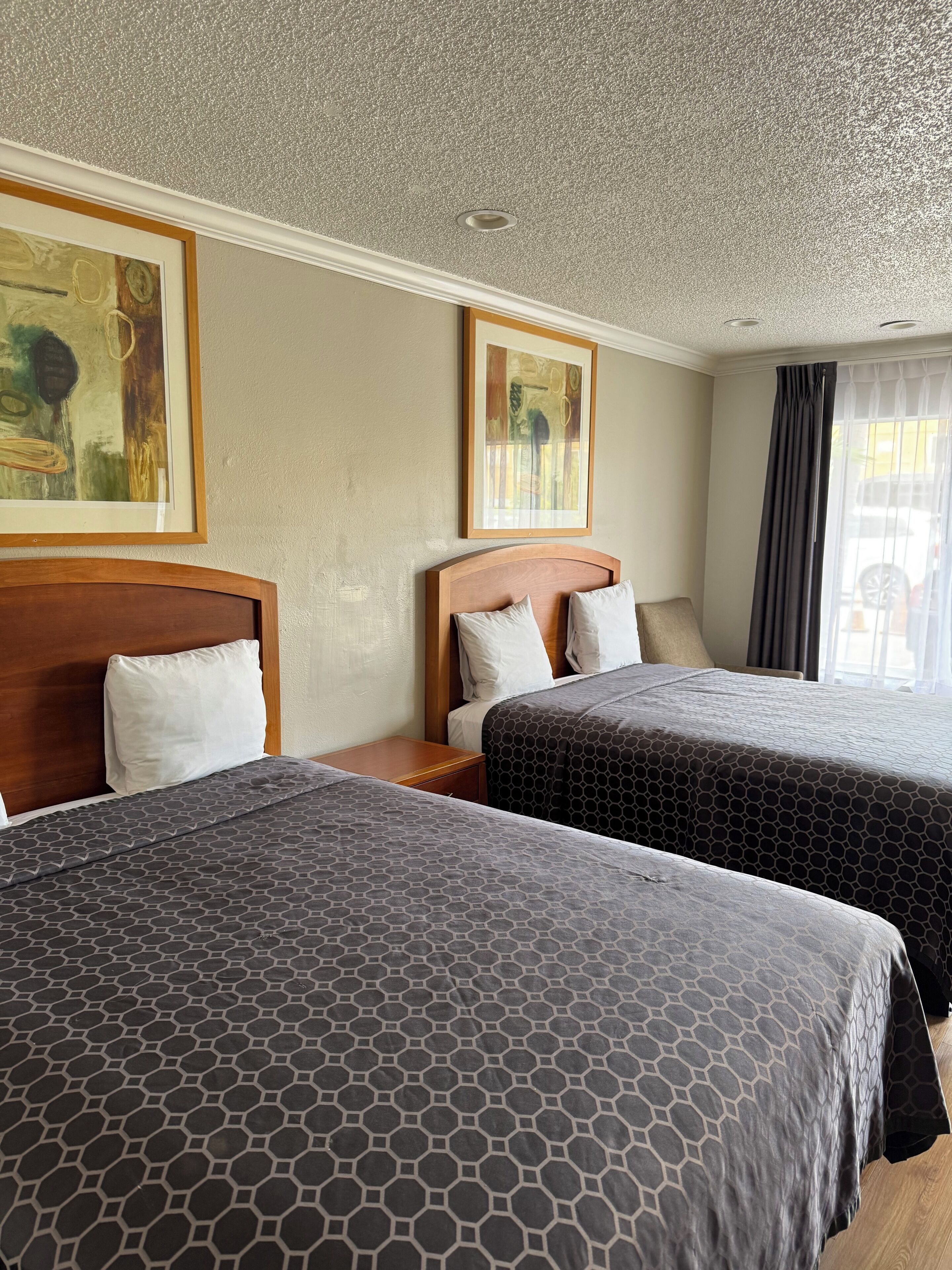 Foto - National Inn Garden Grove