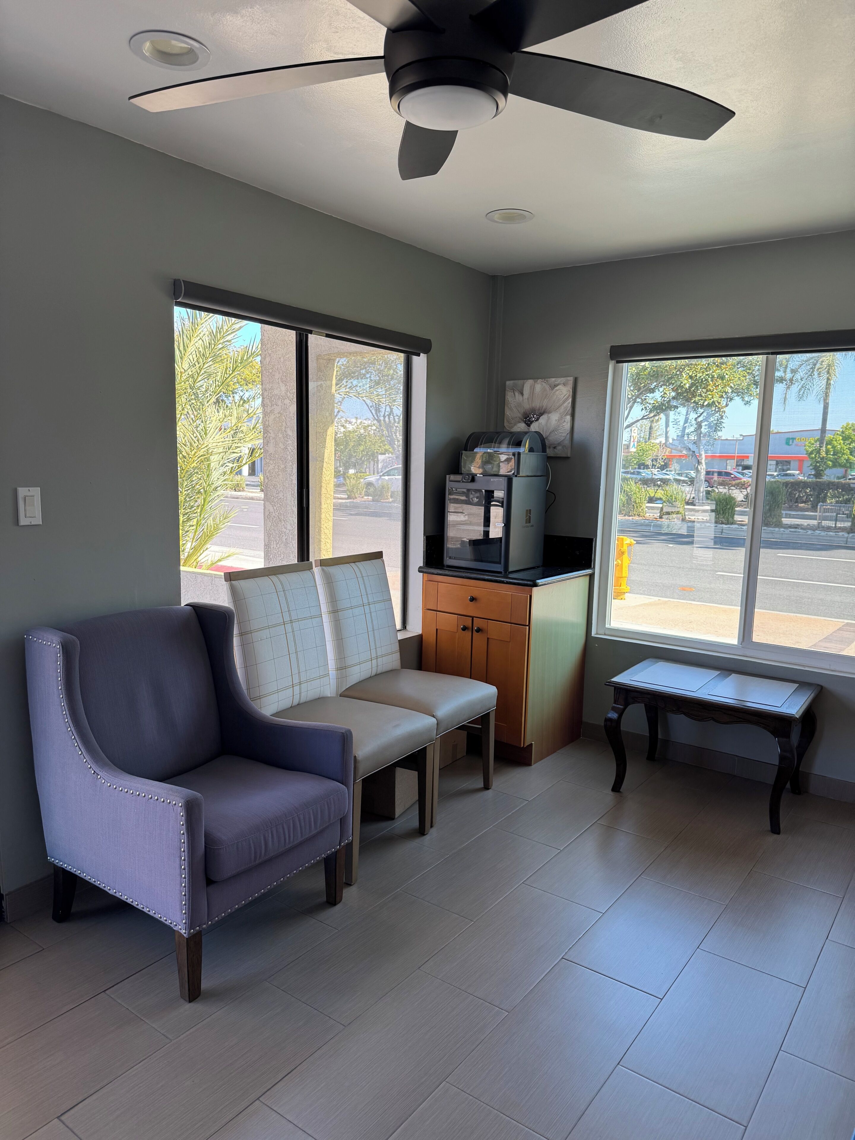 Photo - National Inn Garden Grove