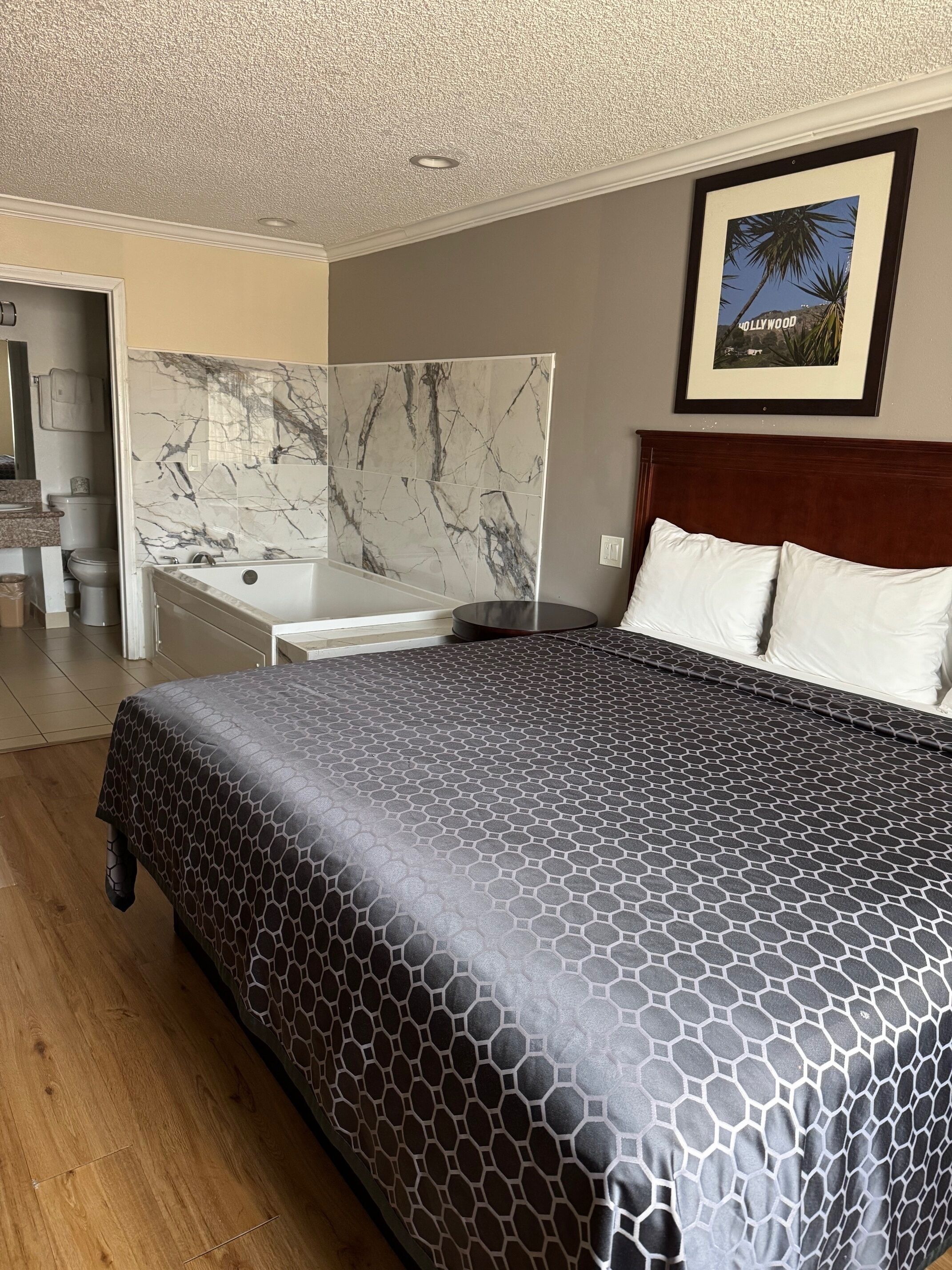 Photo - National Inn Garden Grove