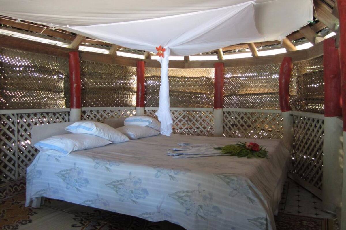 Bungalow tradicional, frente al mar