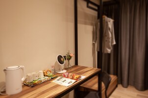 Classic Double Room | Desk, soundproofing, free WiFi, bed sheets