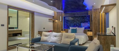 Deluxe Double Room | Desk, soundproofing, free WiFi, bed sheets