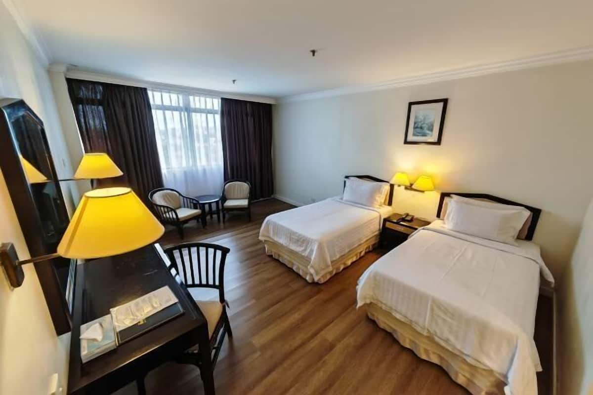 Desk, iron/ironing board, free WiFi, bed sheets