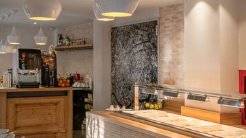 Desayuno bufé gratuito y diario