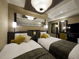 Deluxe Twin Room, Non Smoking (27th floor) | Premium bedding, down comforters, desk, laptop workspace