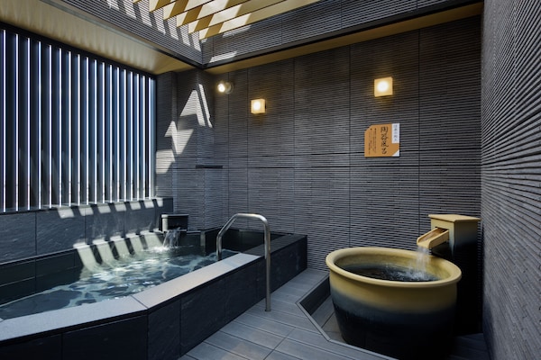 Baño termal público