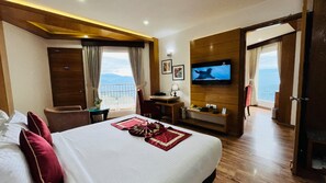 Suite Room Mountain View with Balcony