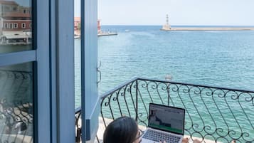 Deluxe room with Sea View and Balcony | Balcony view