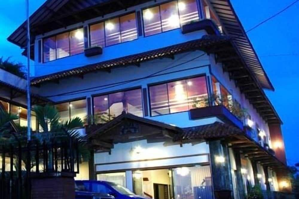 Kenangan Hotel