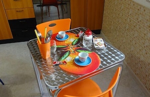 In-room dining - Melone Giallo (Paceco)