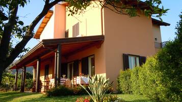 Facciata della struttura