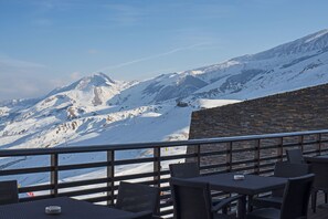 2 restaurants, breakfast, lunch, dinner served; international cuisine - Shahdag Hotel & Spa (Qusar)