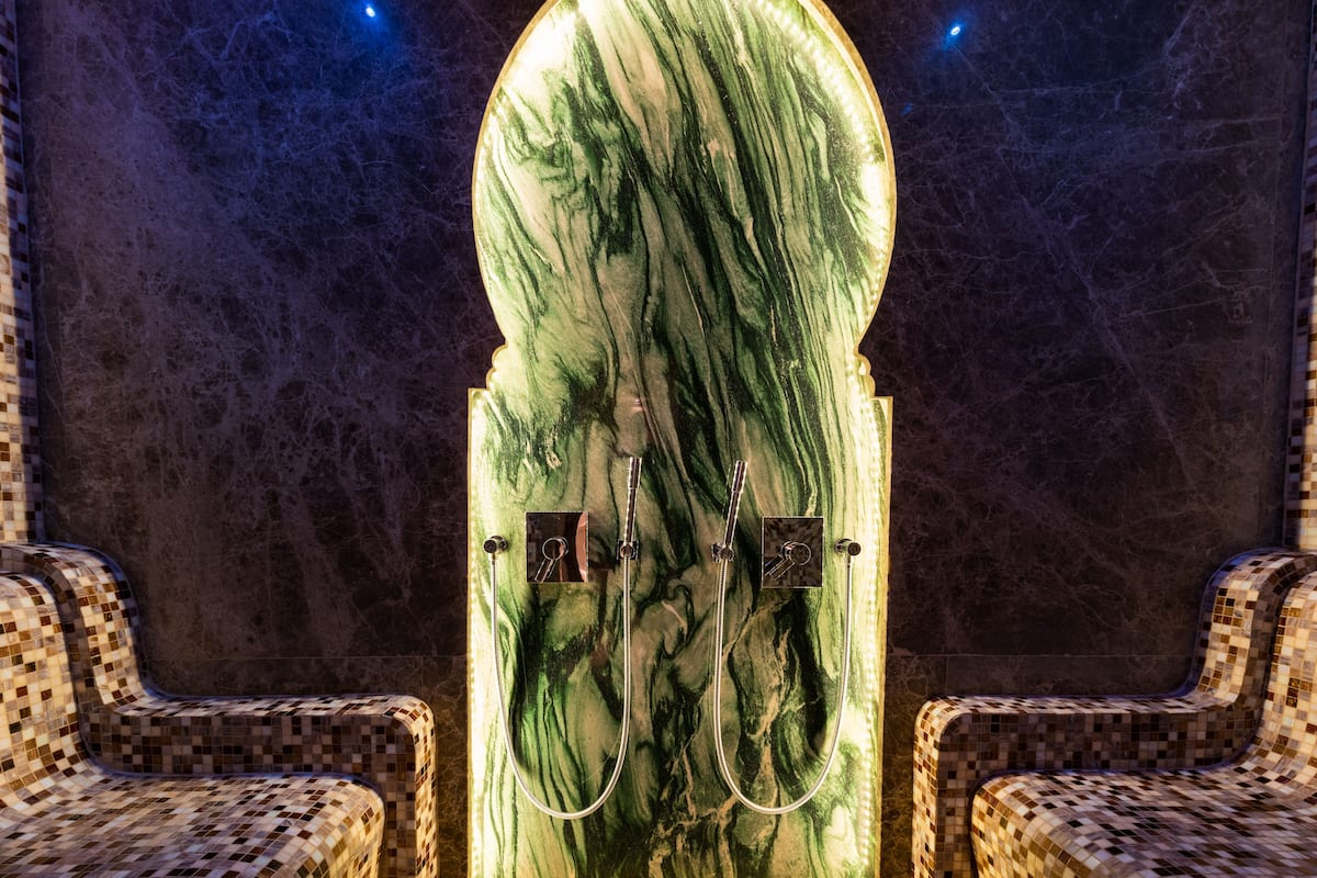 couples treatment room(s), sauna, turkish bath/hammam, body treatments