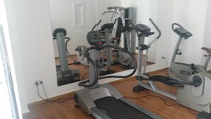Gym - Casas Corona (Accra)