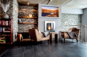 Reception - Havsdalsgrenda Apartments (Hol)