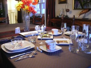 Petit déjeuner complet compris tous les jours