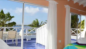 1 Bedroom Ocean Front Apartment | View from room