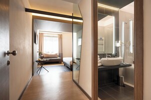 In-room safe, desk, blackout curtains, soundproofing