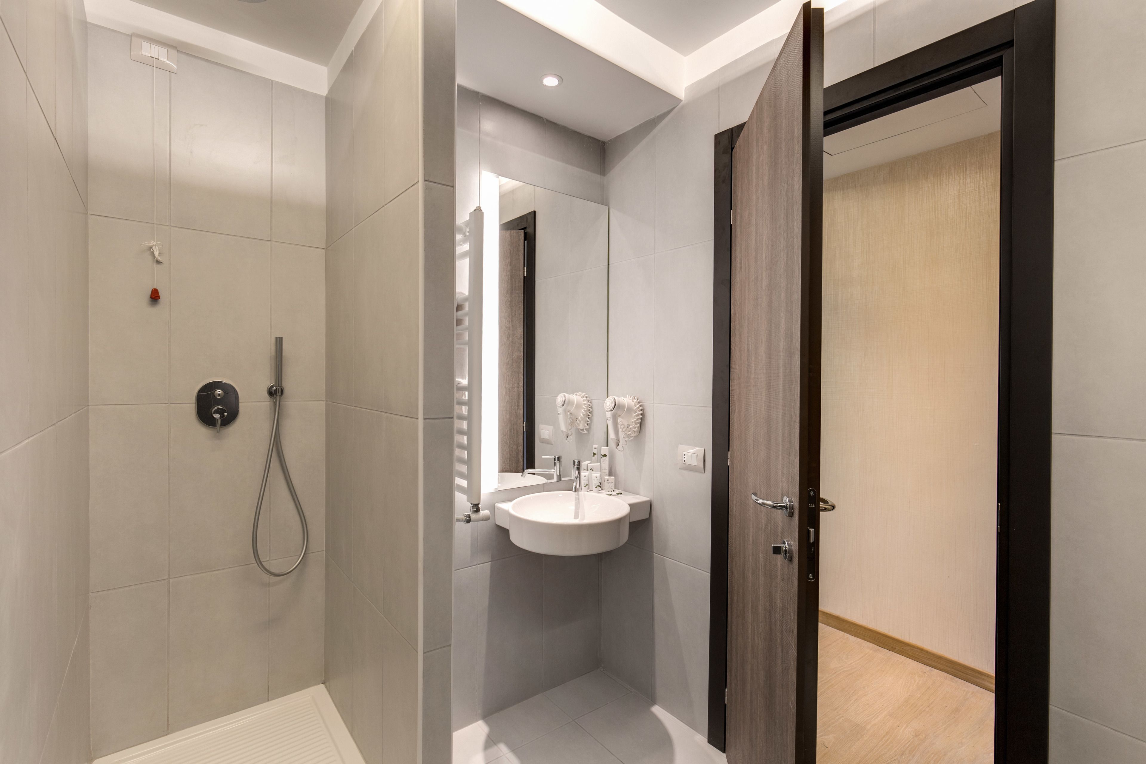 free toiletries, hair dryer, bidet, towels