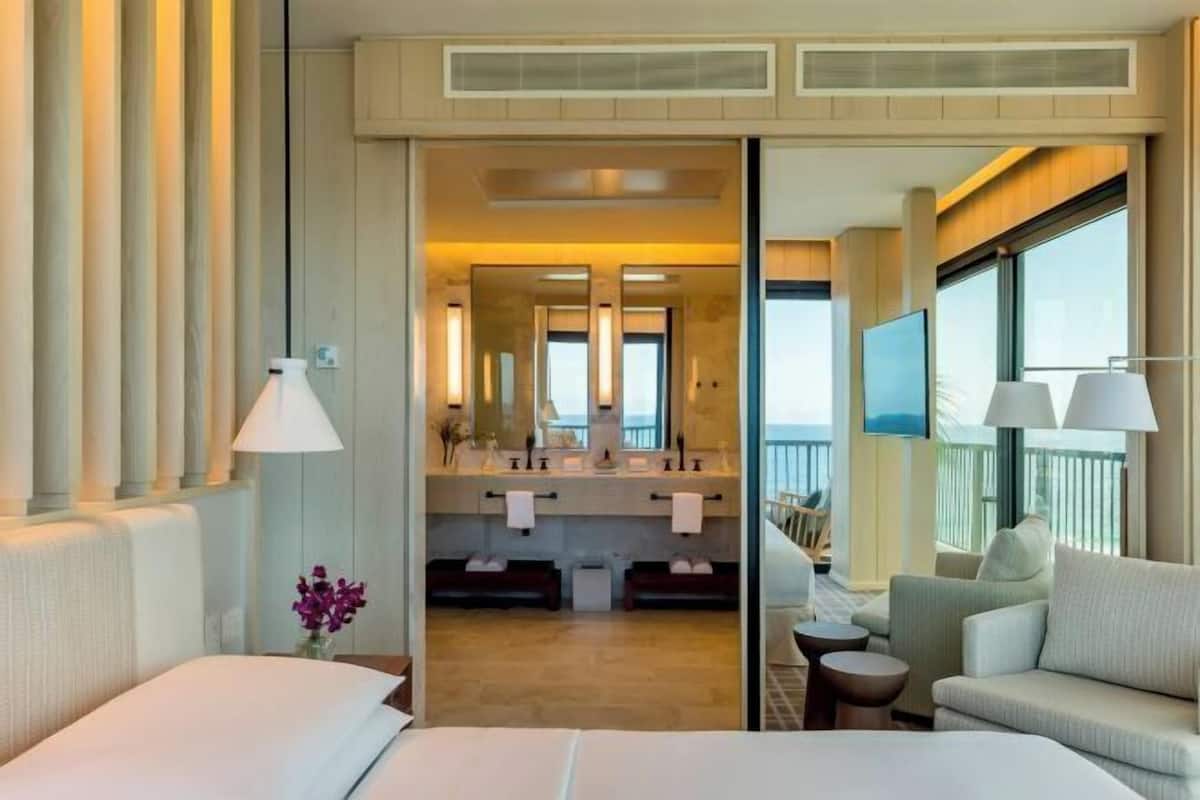 In-room safe, desk, blackout drapes, soundproofing