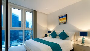 Standard Apartment, 1 Bedroom | 1 bedroom, in-room safe, desk, iron/ironing board - Altitude E1 Apartments (London)
