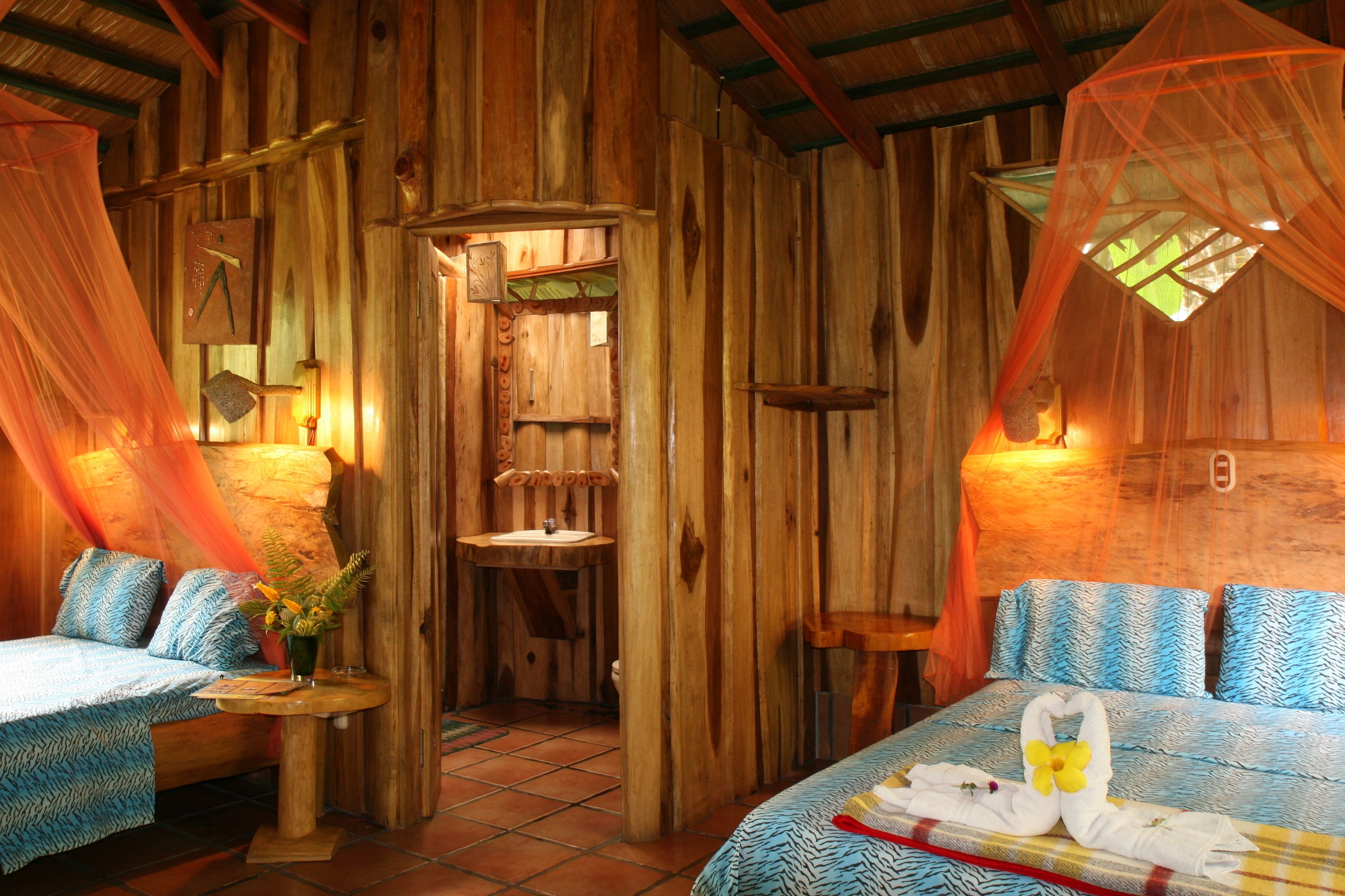 2 bed bungalow a  | premium bedding, in-room safe, free wifi, bed sheets