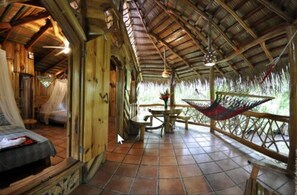 3 Bed Bungalow B  | Premium bedding, in-room safe, free WiFi, bed sheets - La Costa de Papito (Cahuita)