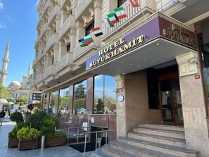 Exterior - Hotel Buyuk Hamit (Istanbul)