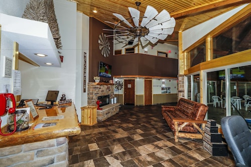 The Round Barn Lodge
