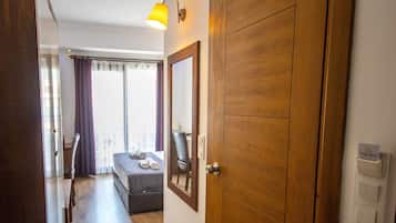 Standard Room, Balcony | In-room safe, free WiFi, bed sheets